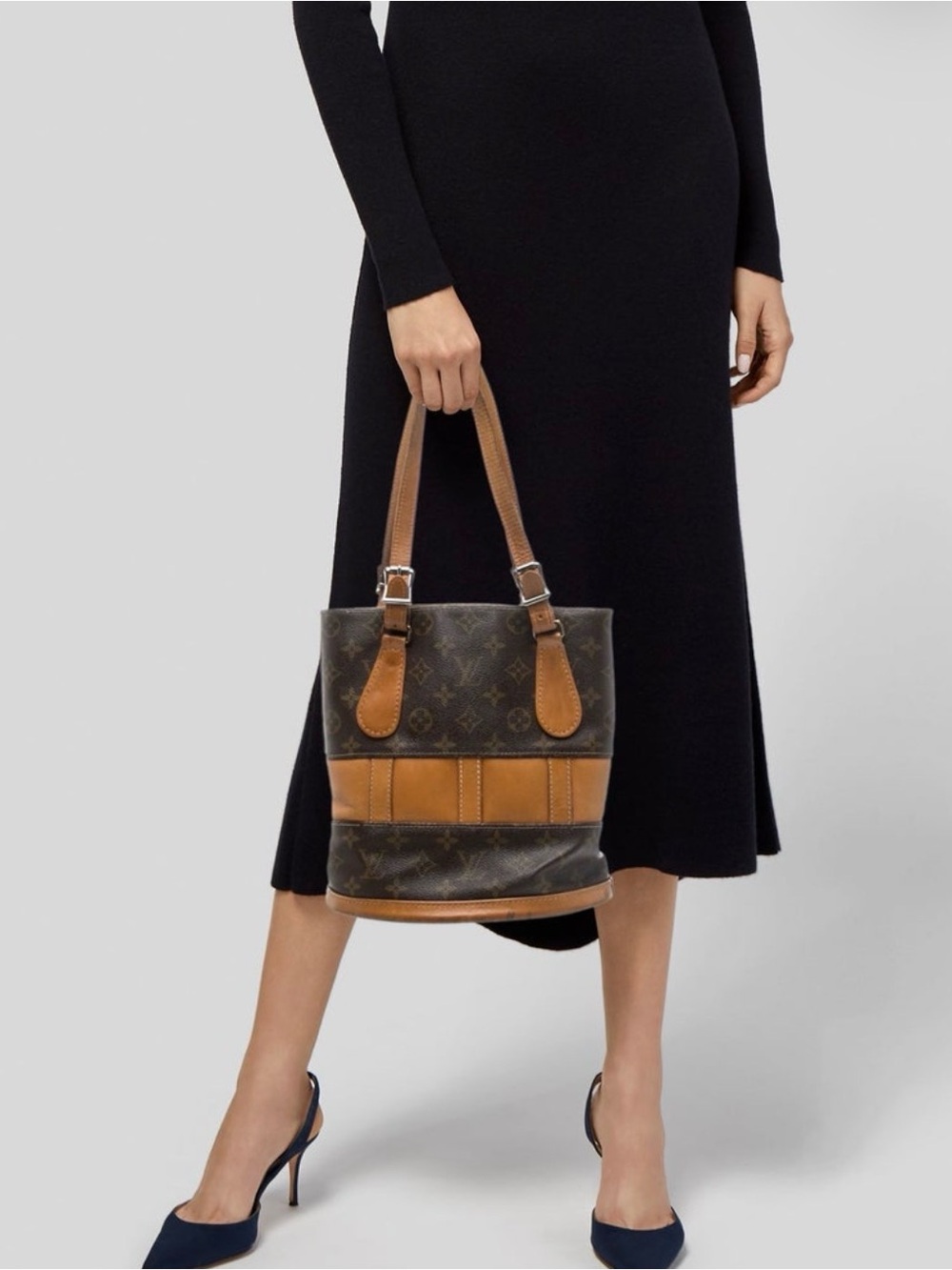 Louis Vuitton *RARE* Vintage Bucket Bag